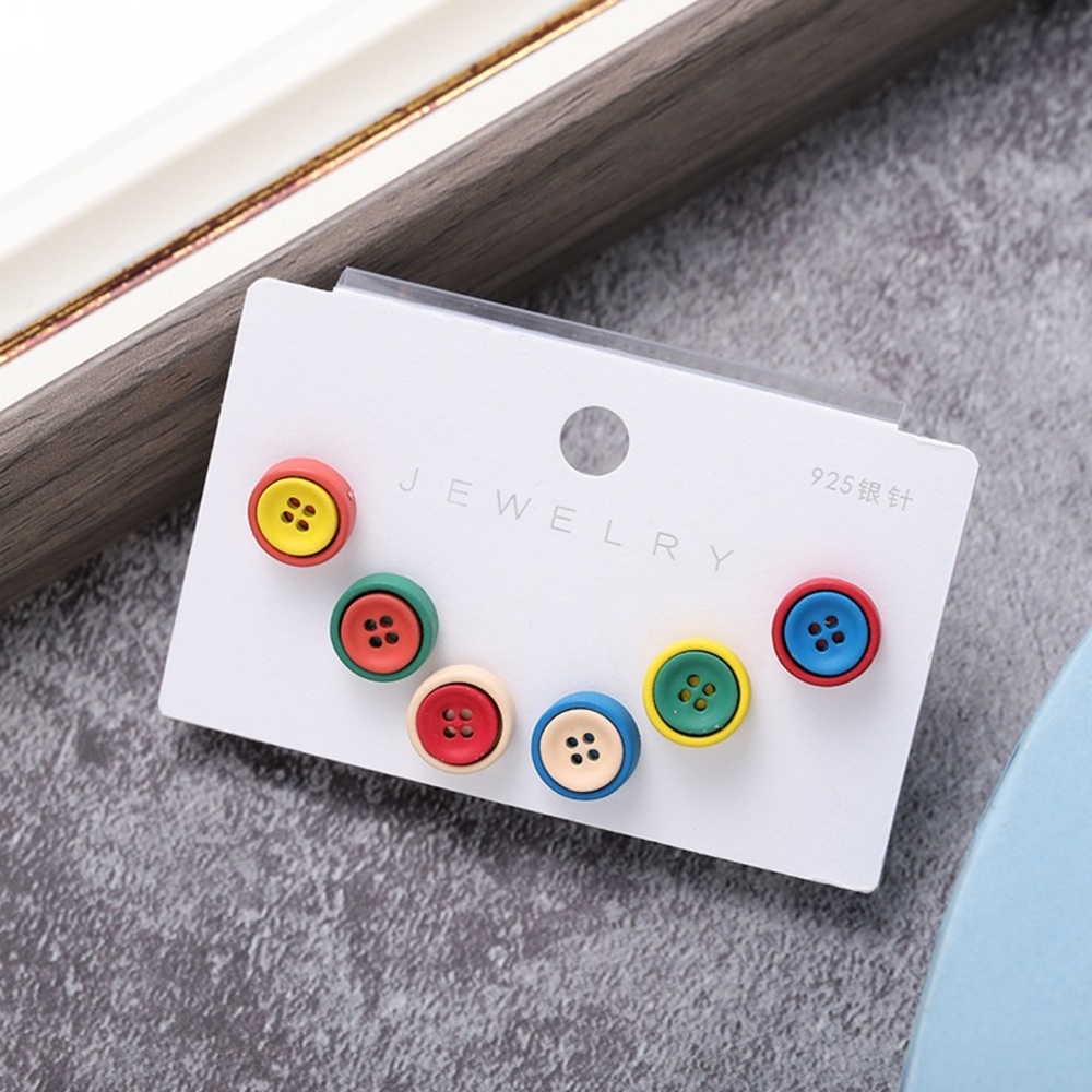 Button style earring set - Picture 3 of 5
